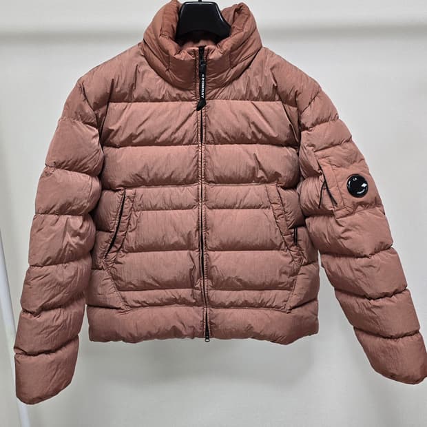 cp컴퍼니 크롬 패딩 110사이즈 판매