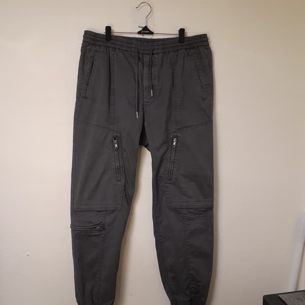 22SS 준지 지퍼 디테일 카고조거 팬츠 50/32"~34"