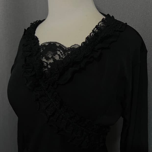 프릴 레이스 롱슬리브