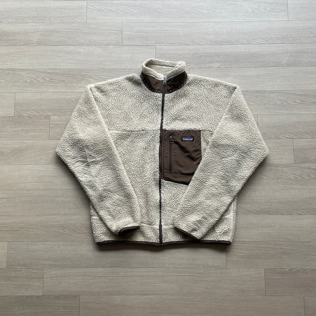 파타고니아 레트로x 오트밀 브라운 자켓