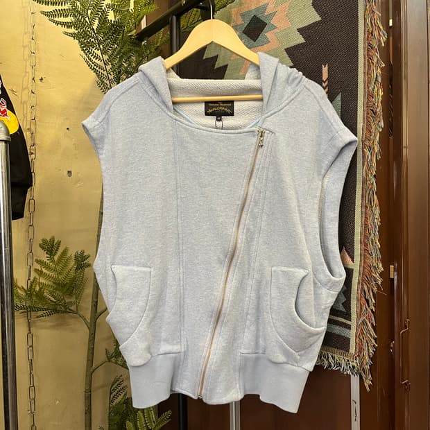 비비안웨스트우드 앵글로 매니아 비대칭 후드 베스트 #csz668