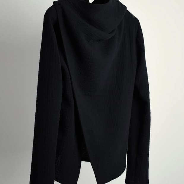 Das Schloss draped hood jacket