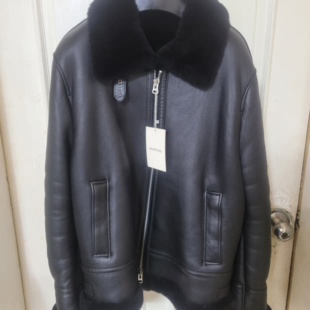 스페로네 b3 리얼 무스탕 블랙 XL 새상품 팝니다.