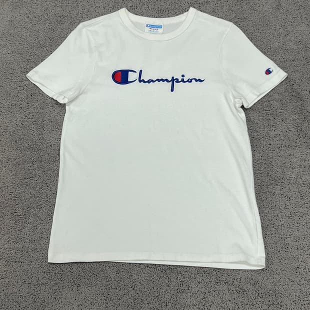 (M) 챔피온 자수로고 반팔 티