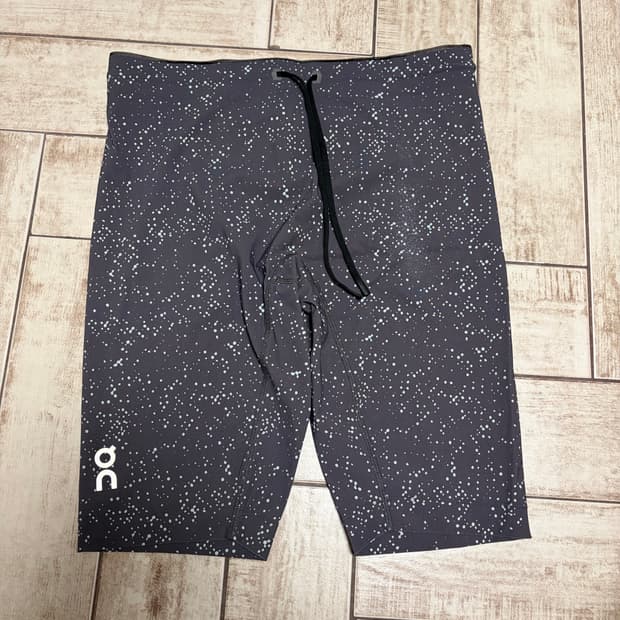 온러닝 레이스 타이즈 M 판매