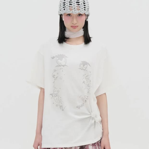 타입서비스 Cry Eyes Half Sleeve Top [White]