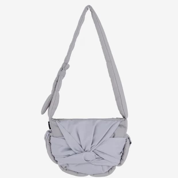 이우가마카라스 미니 패딩 백