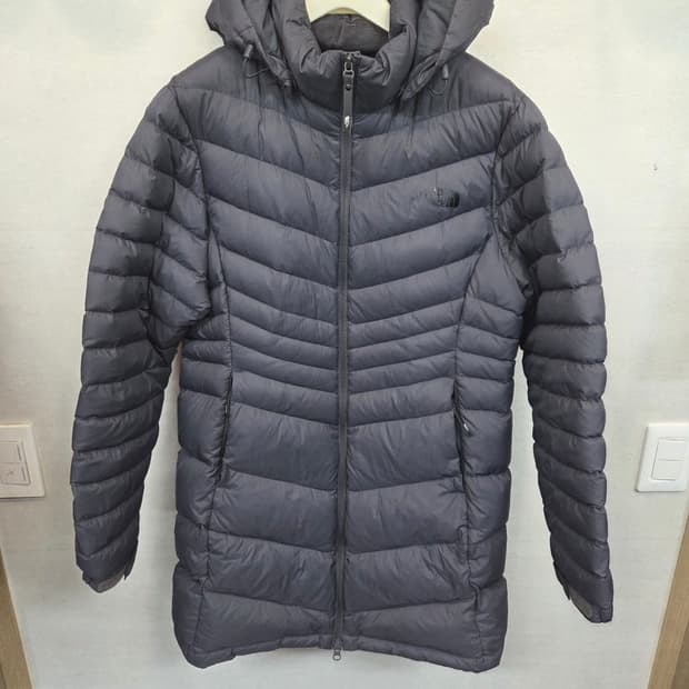 노스페이스 여성 프레스토 투웨이 미들 구스다운 경량패딩 100