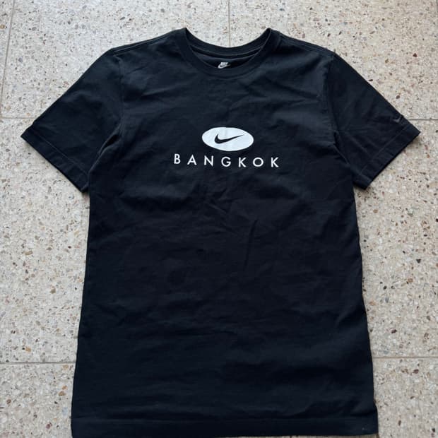 나이키 방콕 레터링 반팔 티셔츠 S