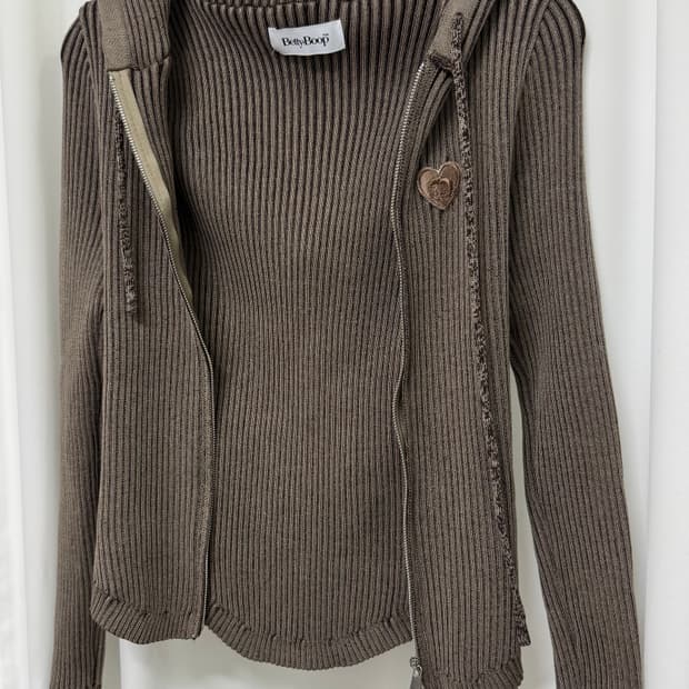 베티붑 X 얼킨 캔버스 투웨이 니트 후드 집업