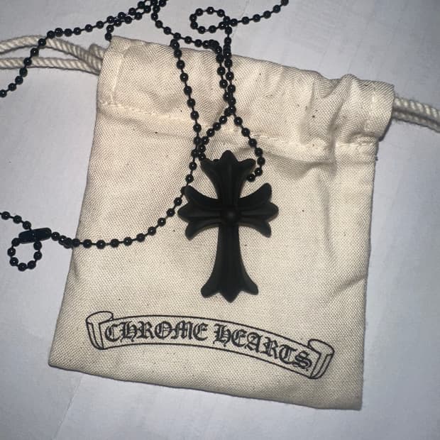 크롬하츠 실리크롬 블랙 새싱품