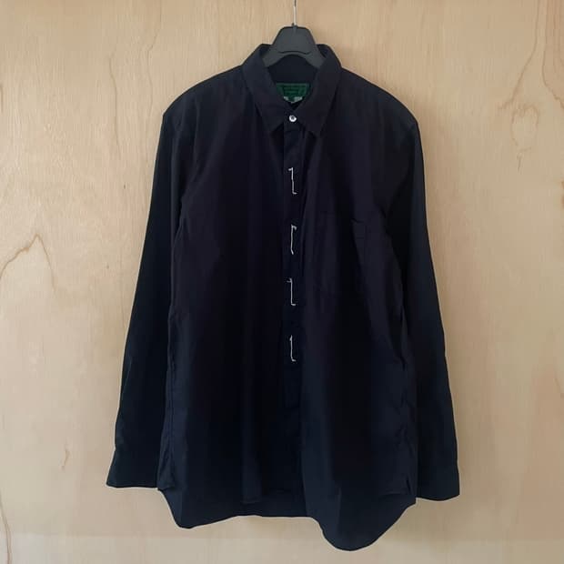 꼼데가르송 옴므플러스 에버그린 히든 버튼 셔츠