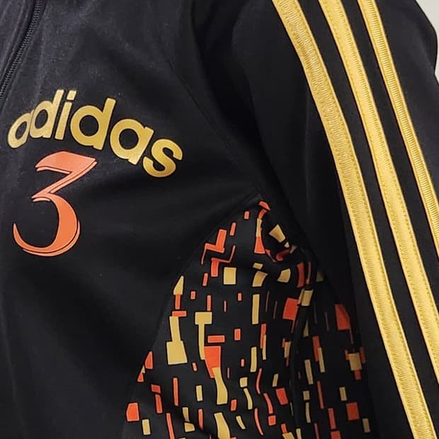 아디다스 픽셀 트랙탑 