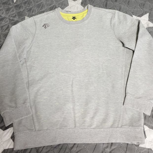 데상트 자수로고 맨투맨 멜란지그레이 (M)