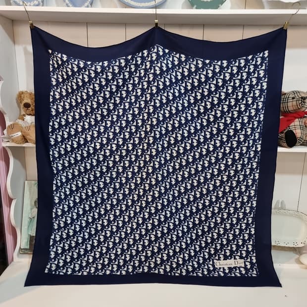 Christian Dior디올 오블리크 스카프