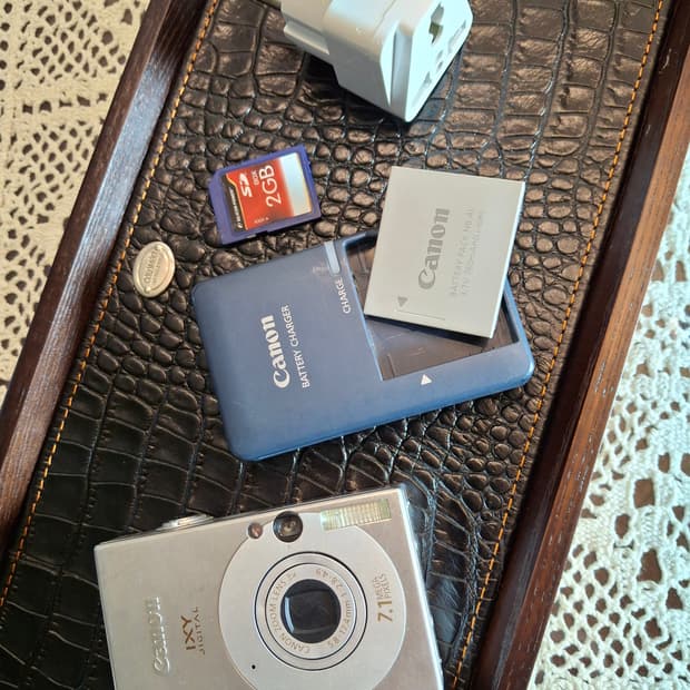 IXY DIGITAL 10 (국내 IXUS 70)