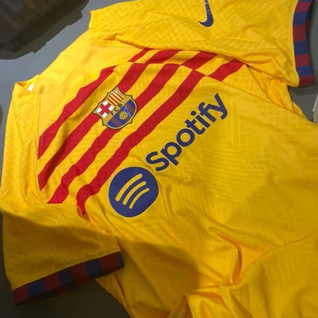 바르셀로나 21/22 어센틱 써드 유니폼