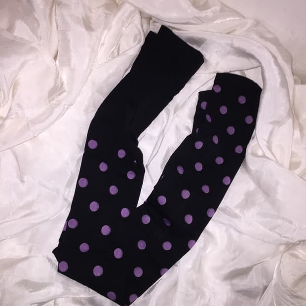 Purple dot stocking 괴짜 퍼플 도트 스타킹