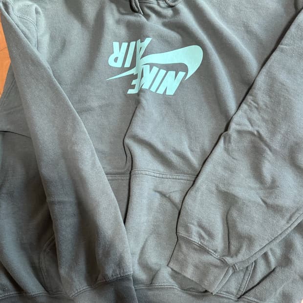 캑터스 잭 ( 트래비스 스캇) x 조던 역스우시 후드티 올리브 L