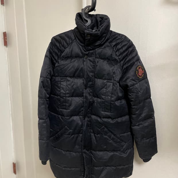 구스다운 블랙 파카 Zadig & Voltaire