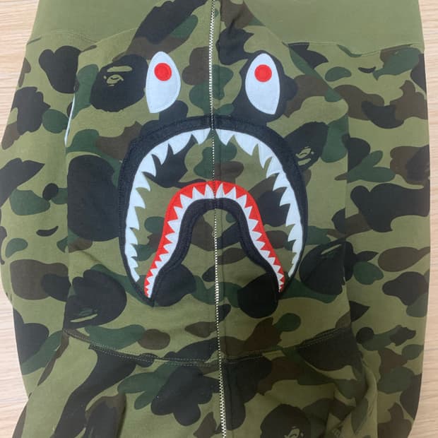 새상품급) 베이프 샤크 후드집업 녹계 카모