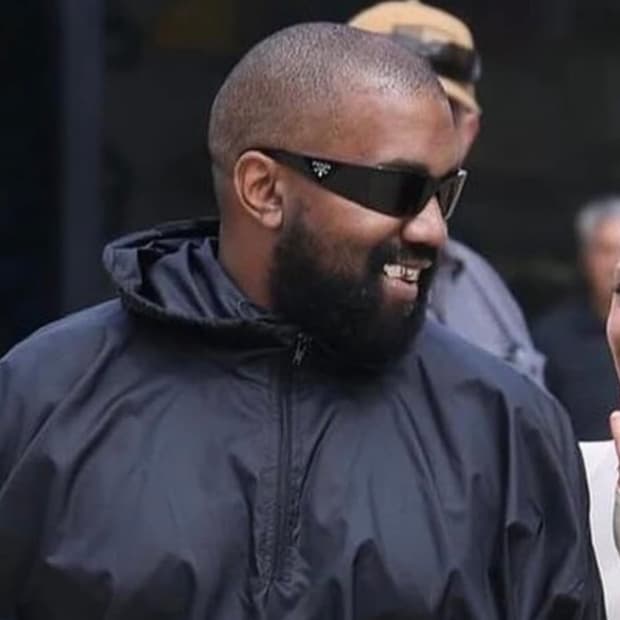 프라다 SPR A19 칸예 선글라스