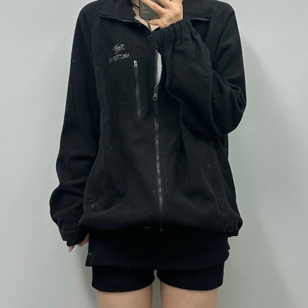 00s 아크테릭스 자수 블랙 플리스 후리스 자켓 