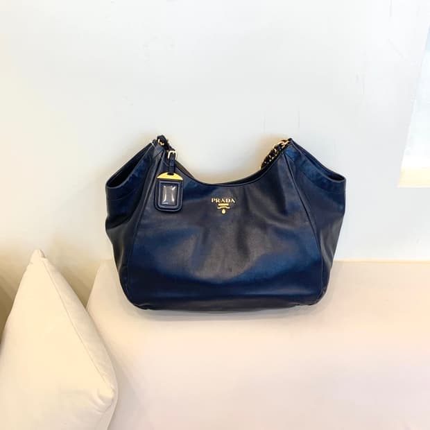 프라다 발티코 소프트 카프 체인백 (정품)