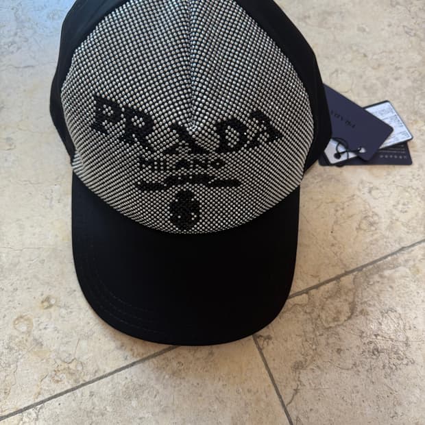 프라나 리나일론 크리스탈 스터드 베이스볼 캡