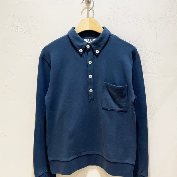 A.P.C. x RTH POLO 콜라보 카라 맨투맨 A990