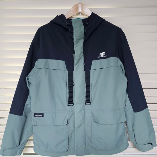 뉴발란스 UNI 에코 마운틴 바람막이 자켓 XL(105)