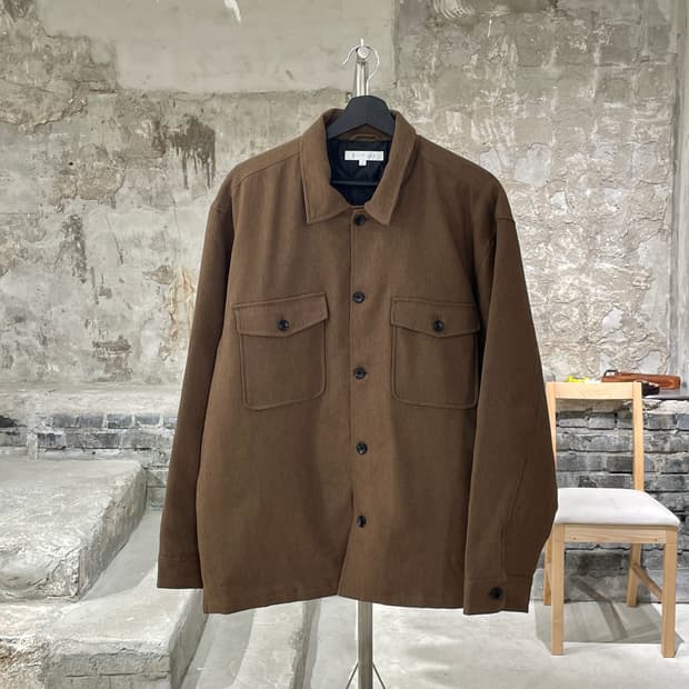 서퓨즈 브라운 체스트 포켓 라이닝 폴리에스터 셔츠 자켓