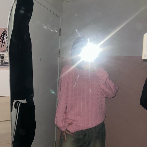 폴로랄프로렌 딸기우유 꽈배기 니트