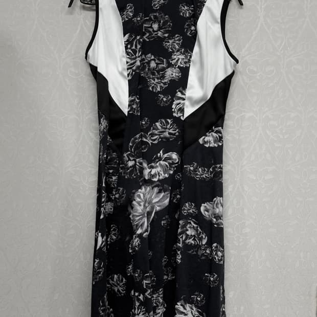 프라발 구룽 미디 원피스