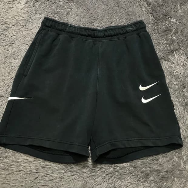 [[L] 나이키(NIKE) 더블 스우시 프렌치 테리 쇼츠p364