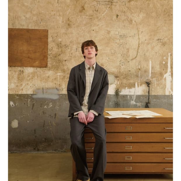 디그레 DGRE 24SS 셋업 정장 차콜그레이