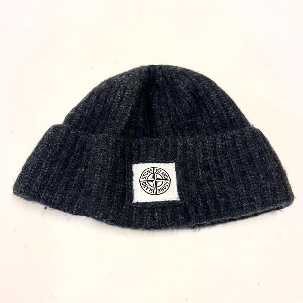 스톤아일랜드 니트 비니