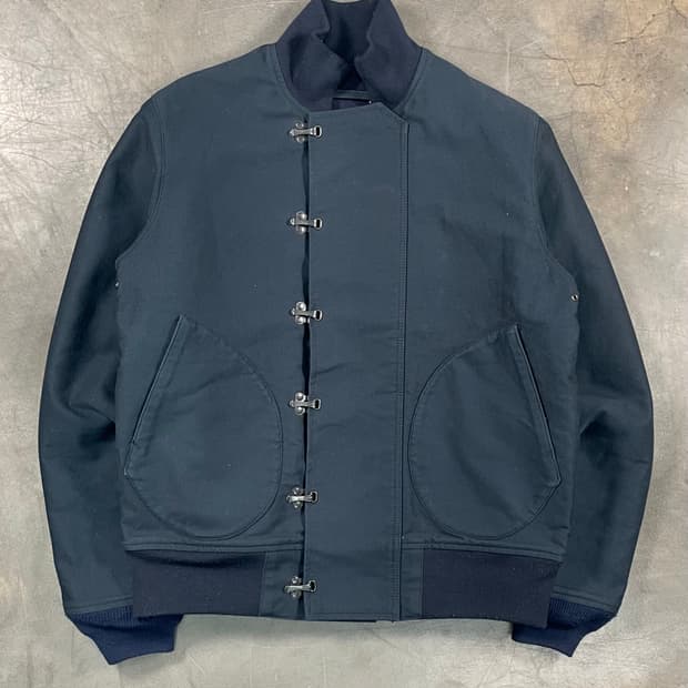 아웃스탠딩 후크 덱 자켓