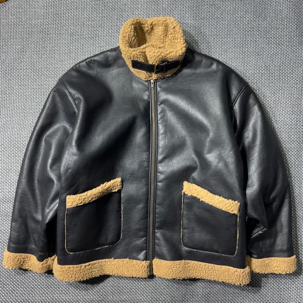 프릭스스토어 레더 무스탕 블랙 ( L/OLD-8236 )