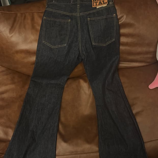 캐피탈 14온즈 부츠컷 인디고 32사이즈