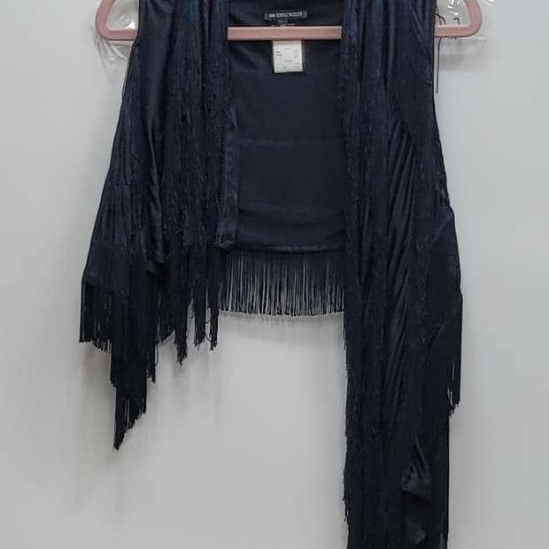 앤 드뮐미스터 실크 베스트 숄 / 여 36 (82-94-160) 블랙
