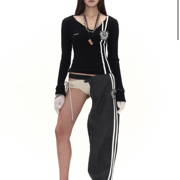 604service 스쿨로고 스웨터