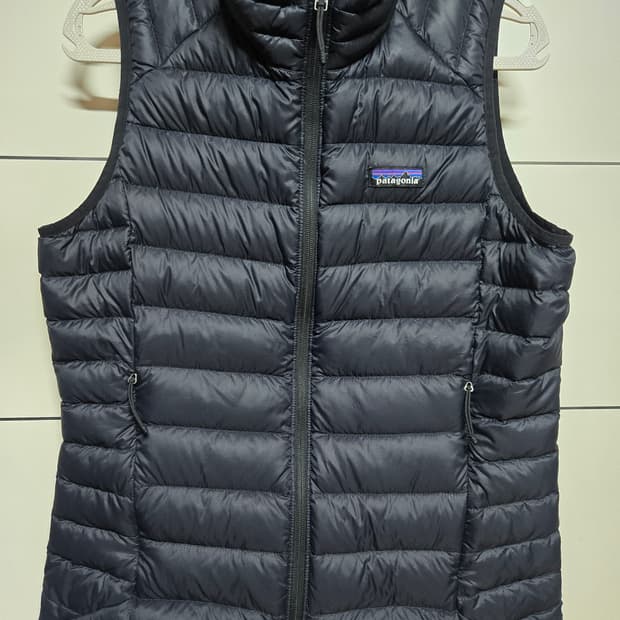 파타고니아 정품 여성 구스다운 경량패딩 조끼