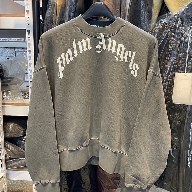 (정품/새상품) 팜 엔젤스 남성 챠콜 커브 로고 루즈핏 맨투맨