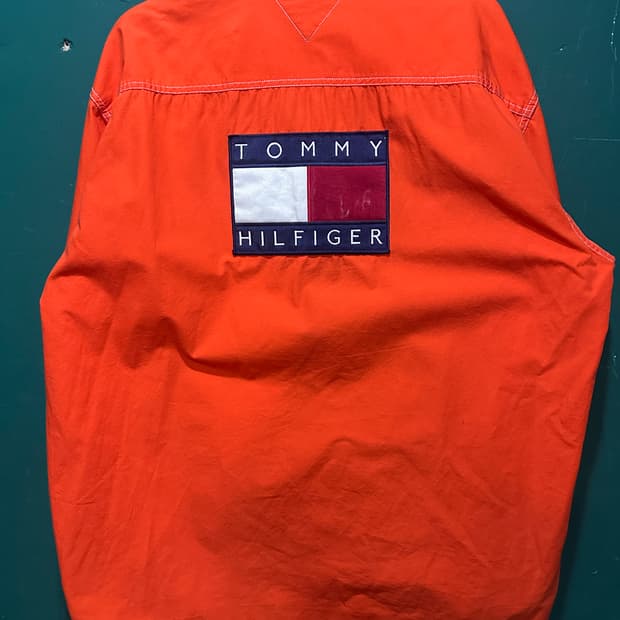 타미 빅로고 셔츠자켓 110사이즈