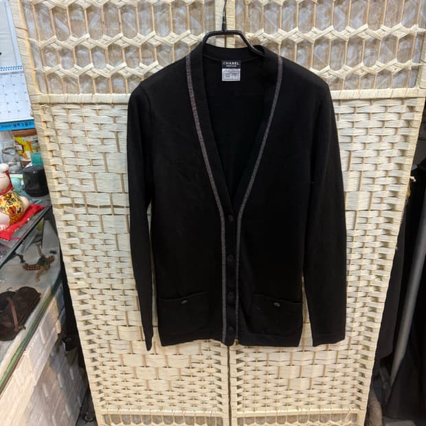 55-66 샤넬 유니폼 가디건 팝니다