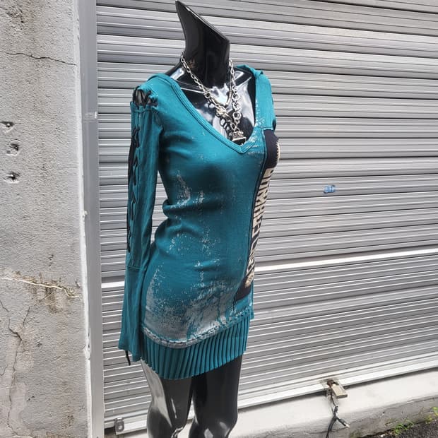 salvage long-sleeved one-piece dress 