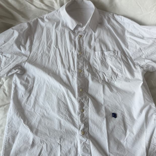 아더에러 시그니피컨트 반팔 셔츠