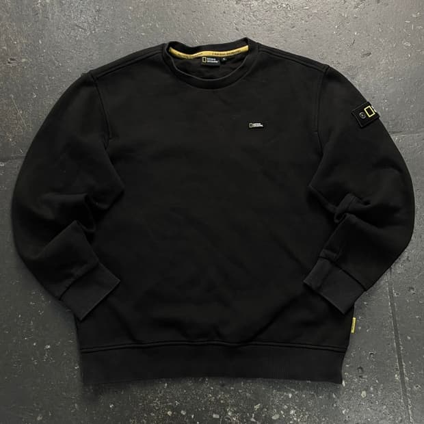 105 내셔널지오그래픽 와펜 맨투맨