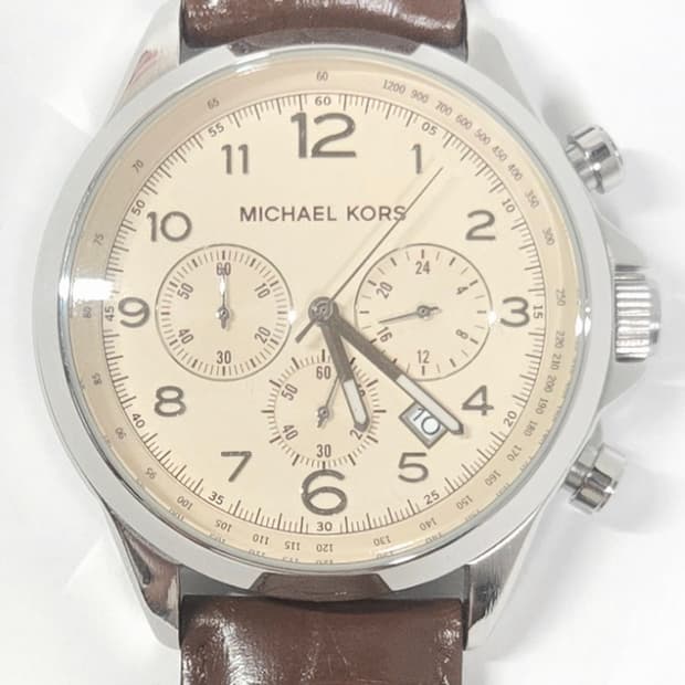 마이클 코어스 크로노그래프, 타키미터 베젤 남성시계